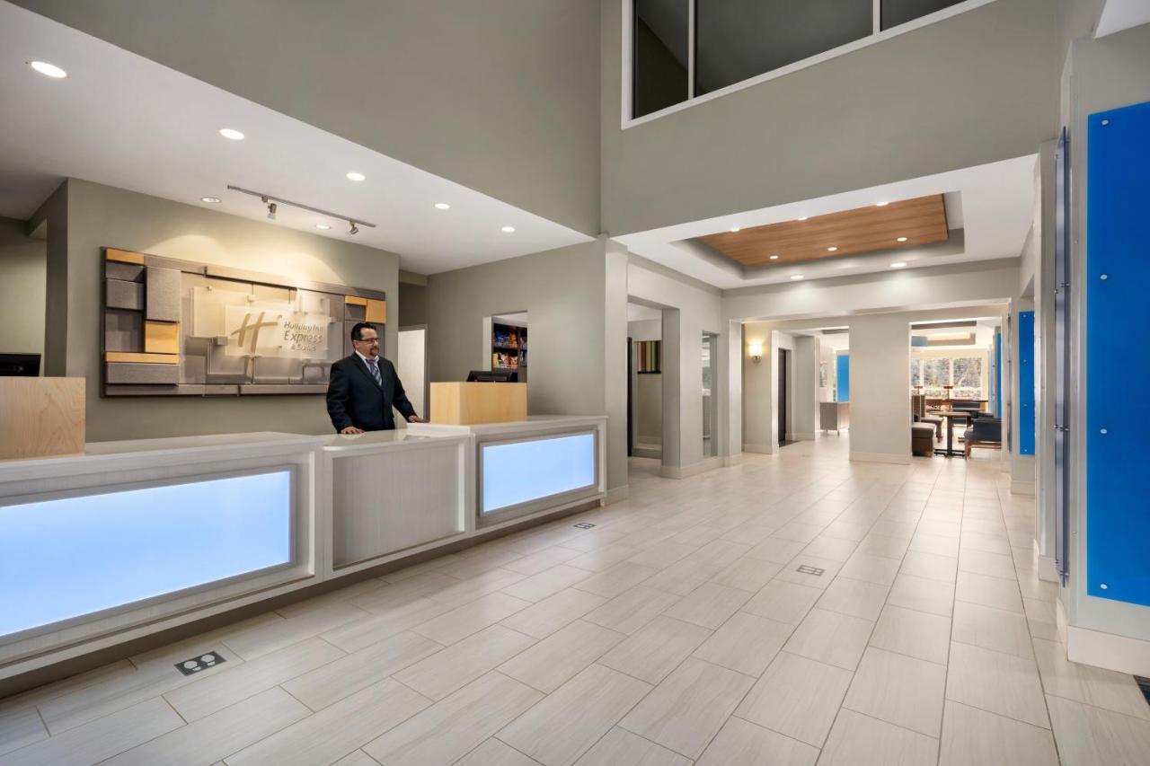Holiday Inn Express & Suites Philadelphia - Mt Laurel By Ihg Mount Laurel Exterior foto